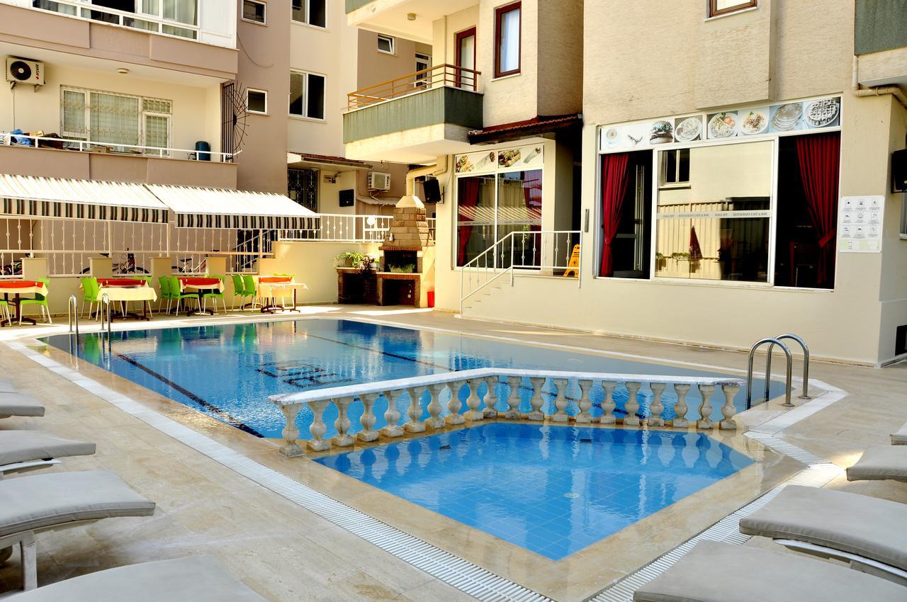 אלאניה Magi Apart Hotel מראה חיצוני תמונה