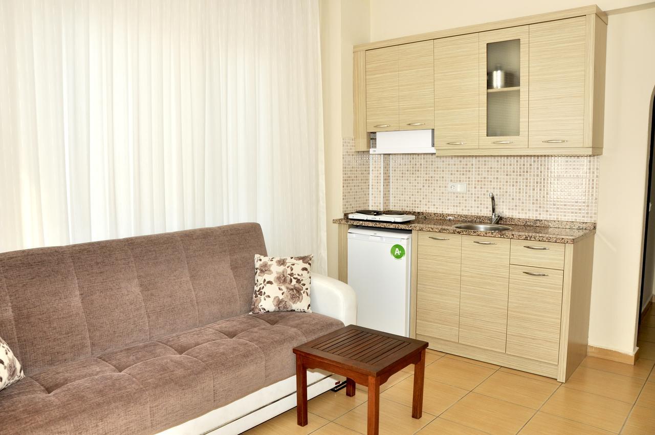 אלאניה Magi Apart Hotel מראה חיצוני תמונה