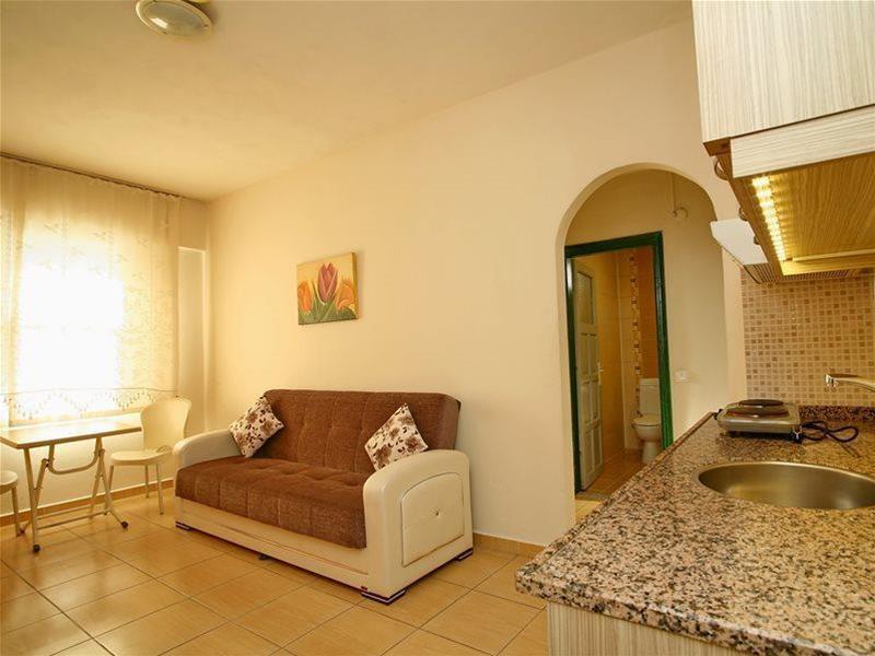 אלאניה Magi Apart Hotel מראה חיצוני תמונה